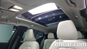 Volvo XC40 B4 ULTIMATE Bright 2023 года из Южной Кореи