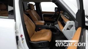 Land Rover Defender 110 D300 HSE 2023 года из Южной Кореи