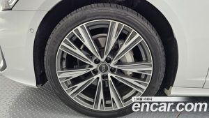 Audi A6 45 TDI 4WD Premium 2023 года из Южной Кореи