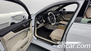 Audi A6 45 TDI 4WD Premium 2023 года из Южной Кореи
