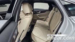 Audi A6 45 TDI 4WD Premium 2023 года из Южной Кореи