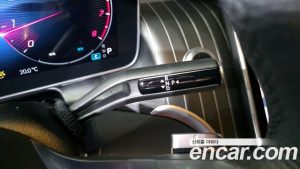 Mercedes-Benz GLC-Class GLC300 4MATIC AMG Line 2024 года из Южной Кореи