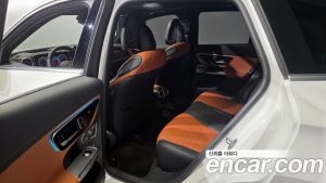 Mercedes-Benz GLC-Class GLC300 4MATIC AMG Line 2024 года из Южной Кореи