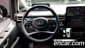 Hyundai Staria HEV 1.6 Lounge 7-Seater 2025 года из Южной Кореи