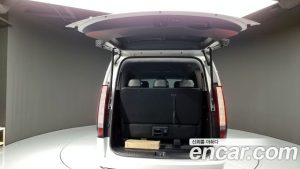 Hyundai Staria HEV 1.6 Lounge 7-Seater 2025 года из Южной Кореи