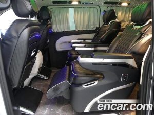 Mercedes-Benz V-Class V220 CDI 2023 года из Южной Кореи