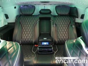 Mercedes-Benz V-Class V220 CDI 2023 года из Южной Кореи