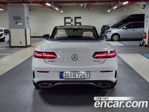 Mercedes-Benz E-Class E450 4MATIC Cabriolet 2023 года из Южной Кореи