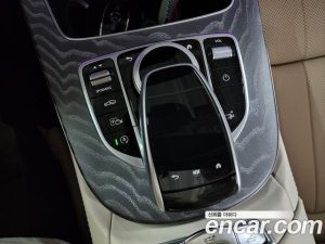 Mercedes-Benz E-Class E450 4MATIC Cabriolet 2023 года из Южной Кореи