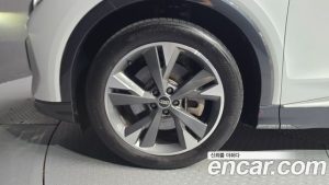 Audi Q4 e-tron 40 Premium 2023 года из Южной Кореи