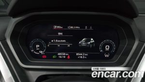 Audi Q4 e-tron 40 Premium 2023 года из Южной Кореи