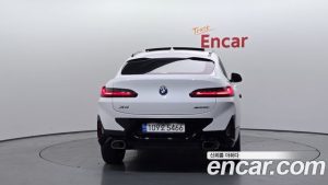 BMW X4 xDrive20i M Sport 2023 года из Южной Кореи