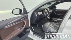 BMW X4 xDrive20i M Sport 2023 года из Южной Кореи
