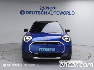 Mini Aceman SE Favoured 2025 года из Южной Кореи