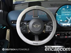 Mini Aceman SE Favoured 2025 года из Южной Кореи