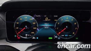 Mercedes-Benz E-Class E350 4MATIC AMG Line 2023 года из Южной Кореи