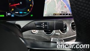Mercedes-Benz E-Class E350 4MATIC AMG Line 2023 года из Южной Кореи