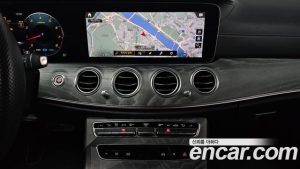 Mercedes-Benz E-Class E350 4MATIC AMG Line 2023 года из Южной Кореи