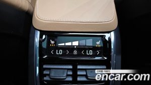 Volvo V90 B6 ULTIMATE AWD 2023 года из Южной Кореи