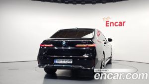 BMW 7-Series 740i sDrive M Sport 2023 года из Южной Кореи