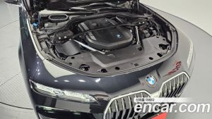 BMW 7-Series 740i sDrive M Sport 2023 года из Южной Кореи