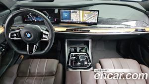 BMW 7-Series 740i sDrive M Sport 2023 года из Южной Кореи