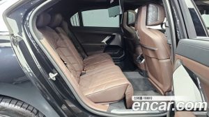 BMW 7-Series 740i sDrive M Sport 2023 года из Южной Кореи