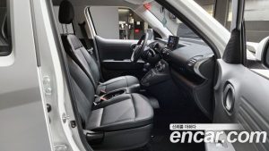 Hyundai Casper D ESSENTIAL Light 2024 года из Южной Кореи