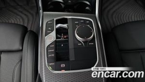 BMW 3-Series 320i Touring M Sport 2024 года из Южной Кореи