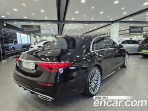 Mercedes-Benz S-Class S500L 4MATIC 2024 года из Южной Кореи