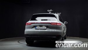 Porsche Cayenne 3.0 2023 года из Южной Кореи