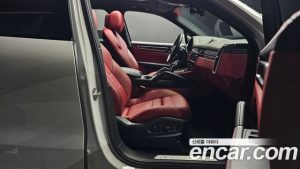 Porsche Cayenne 3.0 2023 года из Южной Кореи