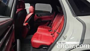 Porsche Cayenne 3.0 2023 года из Южной Кореи