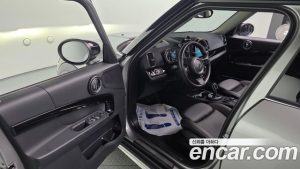 Mini Countryman CLASSIC 2024 года из Южной Кореи