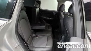 Mini Countryman CLASSIC 2024 года из Южной Кореи