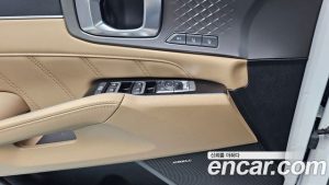 Kia Sorento HEV 1.6 4WD 2024 года из Южной Кореи