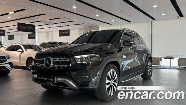 Mercedes-Benz GLE-Class GLE300d 4MATIC 2025 года из Кореи