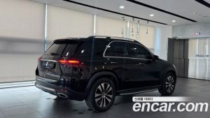 Mercedes-Benz GLE-Class GLE300d 4MATIC 2025 года из Южной Кореи