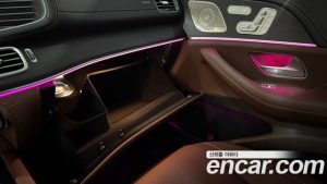 Mercedes-Benz GLE-Class GLE300d 4MATIC 2025 года из Южной Кореи