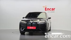 BMW iX xDrive50 Sport Plus 2023 года из Южной Кореи