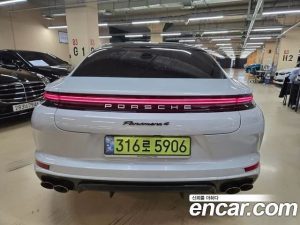 Porsche Panamera 2.9 AWD 2025 года из Южной Кореи