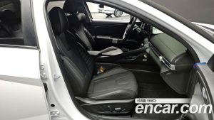 Hyundai AVANTE 1.6 2026 года из Южной Кореи