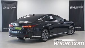 Lexus LS 3.5 Luxury AWD 2024 года из Южной Кореи