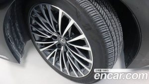 Lexus LS 3.5 Luxury AWD 2024 года из Южной Кореи