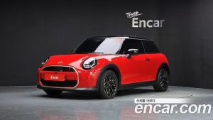 Mini Cooper Favoured 2025 года из Южной Кореи