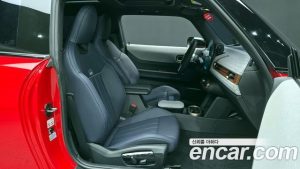 Mini Cooper Favoured 2025 года из Южной Кореи
