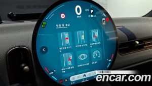 Mini Cooper Favoured 2025 года из Южной Кореи