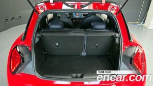Mini Cooper Favoured 2025 года из Южной Кореи