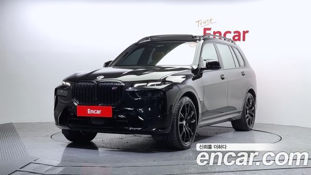 BMW X7 M60i xDrive M Sport 6 2023 года из Кореи