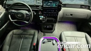 Hyundai Staria L3.5 Lounge 7-Seater 2025 года из Южной Кореи